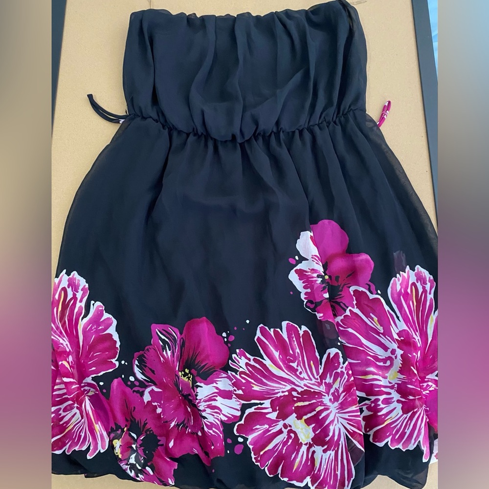 Size 1X Faith 21 Strapless Floral Dress